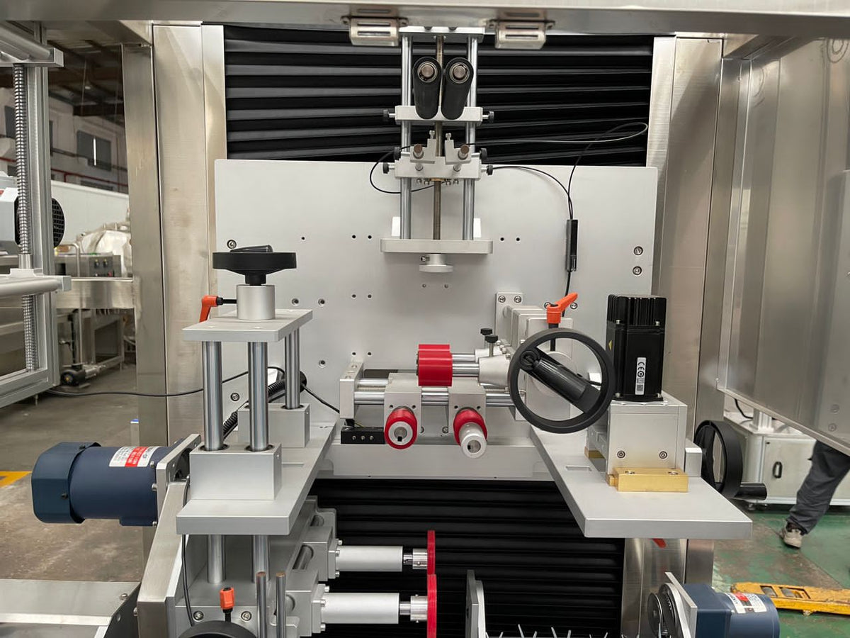 Automatic Bottle Labeling Machine